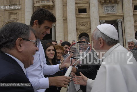 Pope Francis and Juan Martin del Potro, Rome Vatican Ciyi 2013. ©FotografiaFelici/Rosebud2