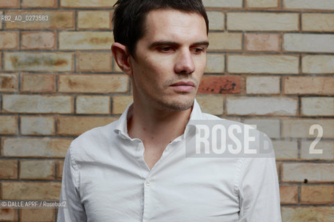 LESCOP.9/2012. ©DALLE APRF/Rosebud2