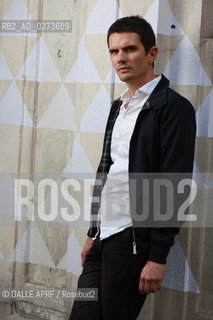 LESCOP.2012. ©DALLE APRF/Rosebud2