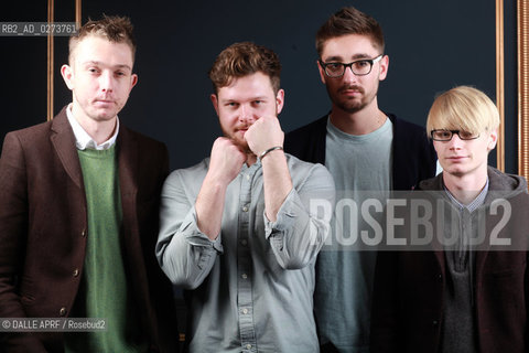 ALT J.12/2012. ©DALLE APRF/Rosebud2