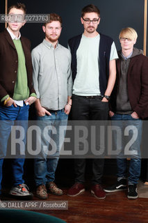 ALT J.12/2012. ©DALLE APRF/Rosebud2