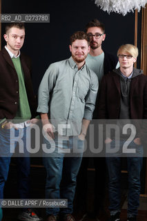 ALT J.12/2012. ©DALLE APRF/Rosebud2