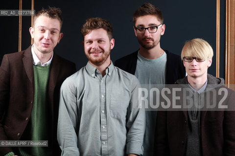 ALT J.12/2012. ©DALLE APRF/Rosebud2