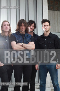 VACCINES.7/2012. ©DALLE APRF/Rosebud2