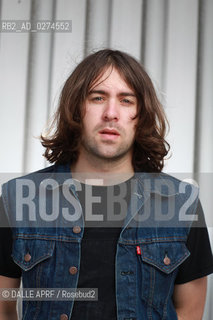 VACCINES.7/2012. ©DALLE APRF/Rosebud2