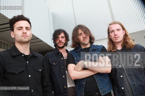 VACCINES.7/2012. ©DALLE APRF/Rosebud2