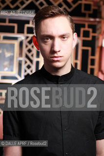 XX.6/ 2012. ©DALLE APRF/Rosebud2