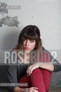 MELODY s ECHO CHAMBER.12/2012. ©DALLE APRF/Rosebud2