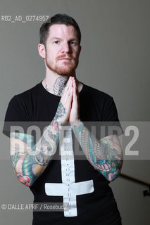 FALL OUT BOY.3/2013.VIOLENCE/ DALLE ©DALLE APRF/Rosebud2