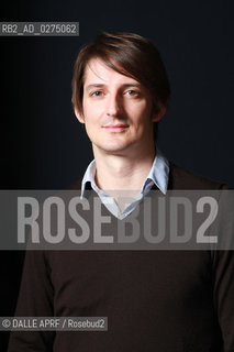 the LEISURE SOCIETY.3/2013. ©DALLE APRF/Rosebud2