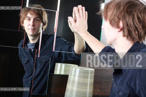 PHOENIX.3/2013.Thomas MARS -chant. ©DALLE APRF/Rosebud2