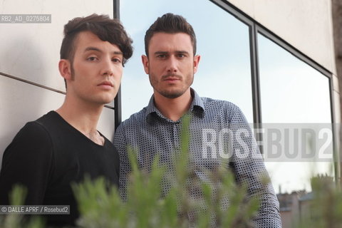 JUVENILES.5/2013. ©DALLE APRF/Rosebud2