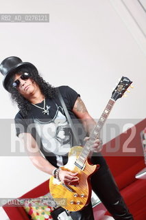 SLASH.2012. ©DALLE APRF/Rosebud2