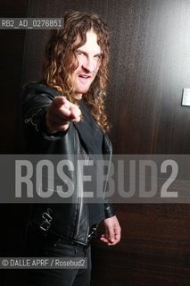 AIRBOURNE.solo studio shots.3/2013. ©DALLE APRF/Rosebud2