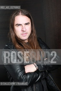 AIRBOURNE.solo studio shots.3/2013. ©DALLE APRF/Rosebud2