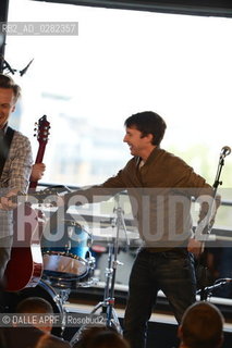 James Blunt - Concert privé de W9, appartement privé place Dauphine à Paris. ©DALLE APRF/Rosebud2