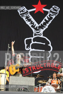 GOGOL BORDELLO.EUGENE HUTZ (VOCALS, GUITAR).5-2010.PHOTOGRAPH BY:  ANGELA LUBRANO-Livepix/ DALLE ©DALLE APRF/Rosebud2