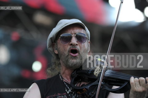Gogol Bordello, Main Stage, Festival Sziget, Budapest, 14 août 2011, Fabien Chareix/Agence Dalle ©DALLE APRF/Rosebud2