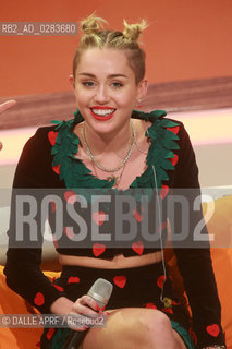 Miley Cyrus - die amerikanische Schauspielerin und Saengerin bei Wetten, dass...? die TV-Show am 09.11.2013 live aus Halle (an der Saale). ..Jazz Archiv/Uli Glockmann - DALLE ©DALLE APRF/Rosebud2