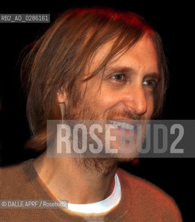 Photo : ©DALLE APRF/Rosebud2