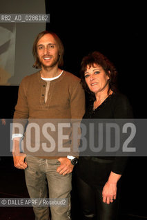 Photo : ©DALLE APRF/Rosebud2