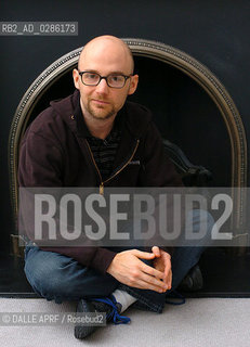 MOBY -..PHOTOGRAPHED EXCLUSIVELY BY ELLIOTT FRANKS IN LONDON- 3/2/05 PRIOR TO THE RELEASE OF HIS NEW SINGLE ON 28/2/05 AND HIS NEW ALBUM IN MID MARCH..Photograph by: ELLIOTT FRANKS / LIVEPIX/ DALLE ©DALLE APRF/Rosebud2