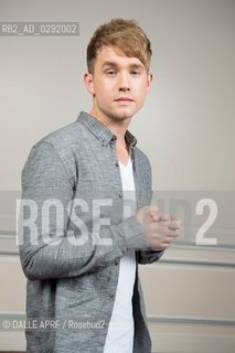 RIXTON.4/2014. ©DALLE APRF/Rosebud2