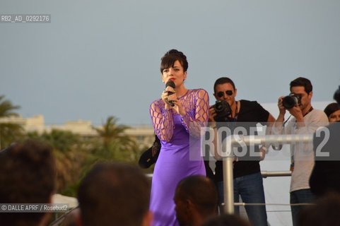 Lily ALLEN.gd Journal -canal+.CAnnes  5/20014.` ©DALLE APRF/Rosebud2