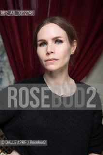 NINA  PERSSON.4/2014. ©DALLE APRF/Rosebud2