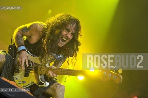 Iron Maiden.steve HARRIS.6/ 2014. ©DALLE APRF/Rosebud2