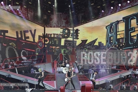 5 seconds of Summer.Paris  6/2014. ©DALLE APRF/Rosebud2