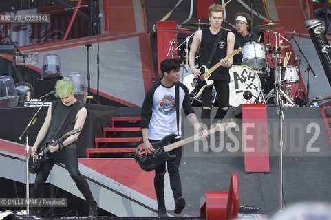 5 seconds of Summer.Paris  6/2014. ©DALLE APRF/Rosebud2