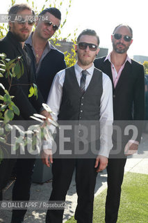 BLACK STROBE.6/2014. ©DALLE APRF/Rosebud2