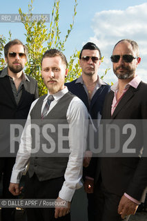 BLACK STROBE.6/2014. ©DALLE APRF/Rosebud2
