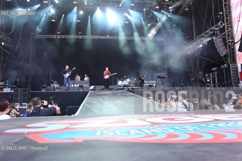 Bombay bicycle club on Sziget stage. Sziget is the biigest european fest.. ©DALLE APRF/Rosebud2