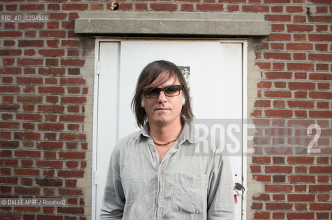 Brian JONESTOWN MASSACRE.Anton NEWCOMBE. PARIS-6/2014. ©DALLE APRF/Rosebud2