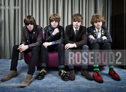 strypes.9/2013. ©DALLE APRF/Rosebud2