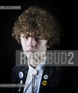 strypes.9/2013. ©DALLE APRF/Rosebud2