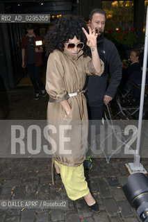Lady Gaga takes a drink at Brauhaus Sion in Cologne on September 06, 2014. ©DALLE APRF/Rosebud2