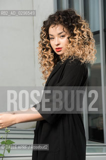 Ella EYRE.PAris 12/2014. ©DALLE APRF/Rosebud2