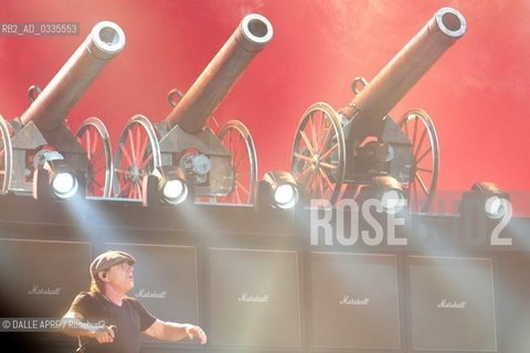 concert ACDC, Angus Young, Rock or Bust tour, Stade de France, 23 mai 2015 .crédit photo AnneM / DALLE ©DALLE APRF/Rosebud2