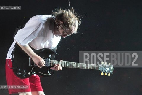 concert ACDC, Angus Young, Rock or Bust tour, Stade de France, 23 mai 2015 .crédit photo AnneM / DALLE ©DALLE APRF/Rosebud2