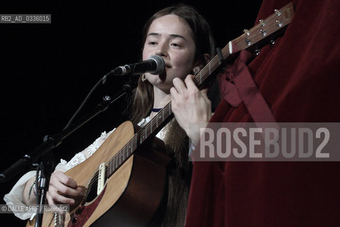 FLO MORRISSEY.Festival Les Inrocks .PARIS - Casino de Paris - 2014-11-12. ©DALLE APRF/Rosebud2