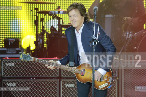 Paul Mc Cartney se produit en concert live au Stade de France, a Saint Denis, le 11 juin 2015, France. ©DALLE APRF/Rosebud2