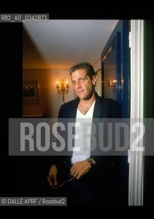 Glenn FREY.hotel meurice 1988  .Paris FRAnce. ©DALLE APRF/Rosebud2