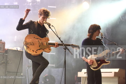 ..route du rock samedi 19 aout..TEMPLES ....   James Edward Bagshaw : Chant, guitare..    Thomas Edison Warmsley : Basse, chœur....    Adam Smith : Clavier, guitare, chœur....PHOTO PATRICK AUFFRET_  DALLE ©DALLE APRF/Rosebud2