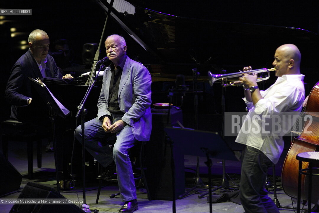 Rome, Auditorium Music Park  jul 24 2011.Un incontro in Jazz.Gino Paoli voice.Flavio Boltro trumpet.Danilo Rea piano.Rosario Bonaccorso bass.Roberto Gatto drums.  ©Riccardo Musacchio & Flavio Ianniello/Rosebud2