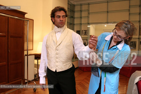 Rome,  Oct 05 2006: italian dancer Gianni Sperti wears the Traviata scene Costum that  he will dress during the Moda Night of the Rome Cinema Festival..  ©Riccardo Musacchio & Flavio Ianniello/Rosebud2