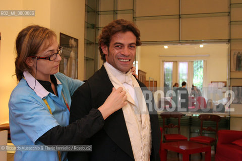 Rome,  Oct 05 2006: italian dancer Gianni Sperti wears the Traviata scene Costum that  he will dress during the Moda Night of the Rome Cinema Festival..  ©Riccardo Musacchio & Flavio Ianniello/Rosebud2