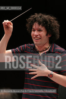 Rome Jul 19 2006 Auditorium Parco della Musica.The young venezuelan conductor Gustavo Dudamel during the reharsals with the Santa Cecilia Orchestra.  ©Riccardo Musacchio & Flavio Ianniello/Rosebud2